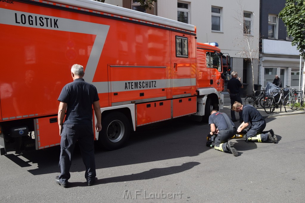 Feuer 1 Koeln Muelheim Berlinerstr P07.JPG - Miklos Laubert